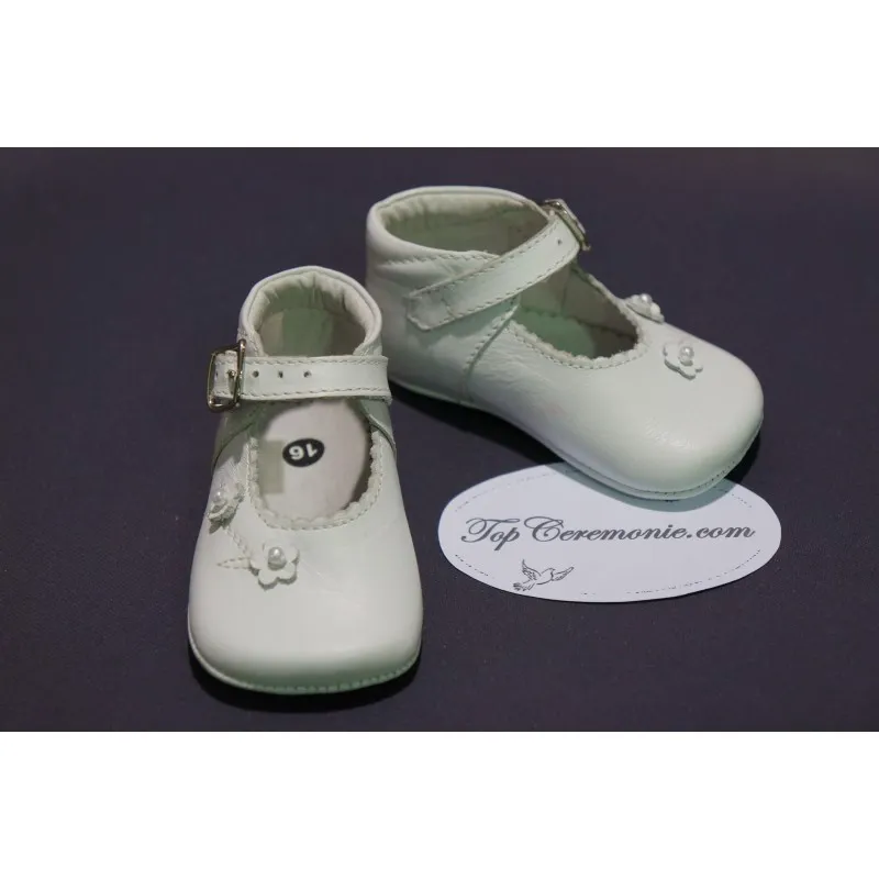 Chaussures babies baptême bébé fille cuir blanc 