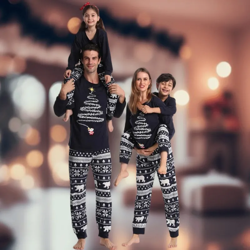 FamFits - Pyjamas coordonnés pour célébrer Nol en famille