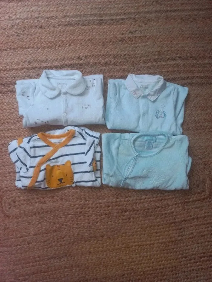 Lot 4 pyjamas chaud velour taille 3 mois ouverture avant. - Absorba - 3 mois  | Beebs