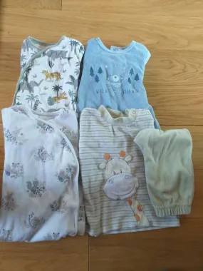 Lot de 3 pyjamas - C&A - 12 mois  | Beebs