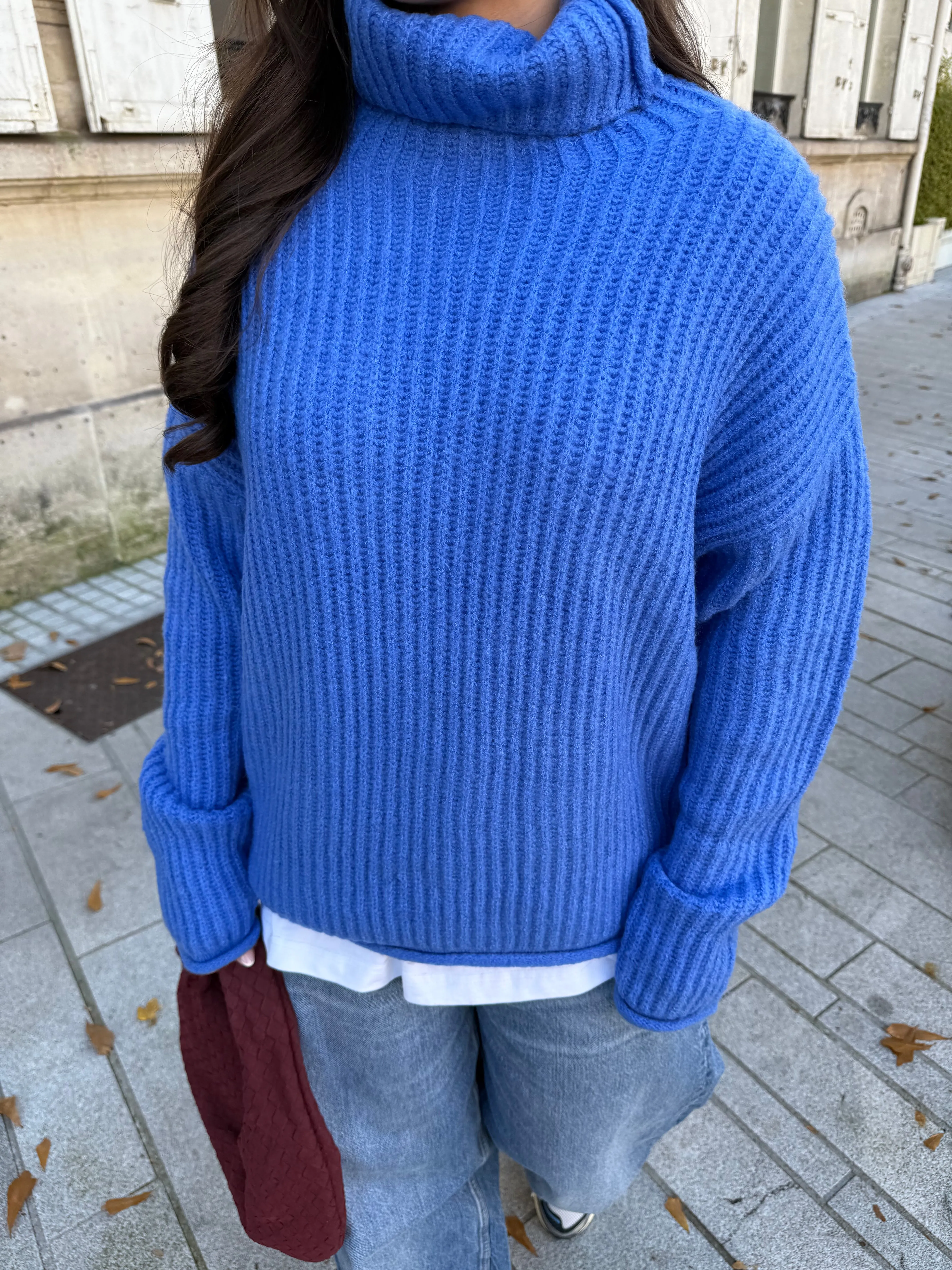 Pull col roulé bleu electique (74136)