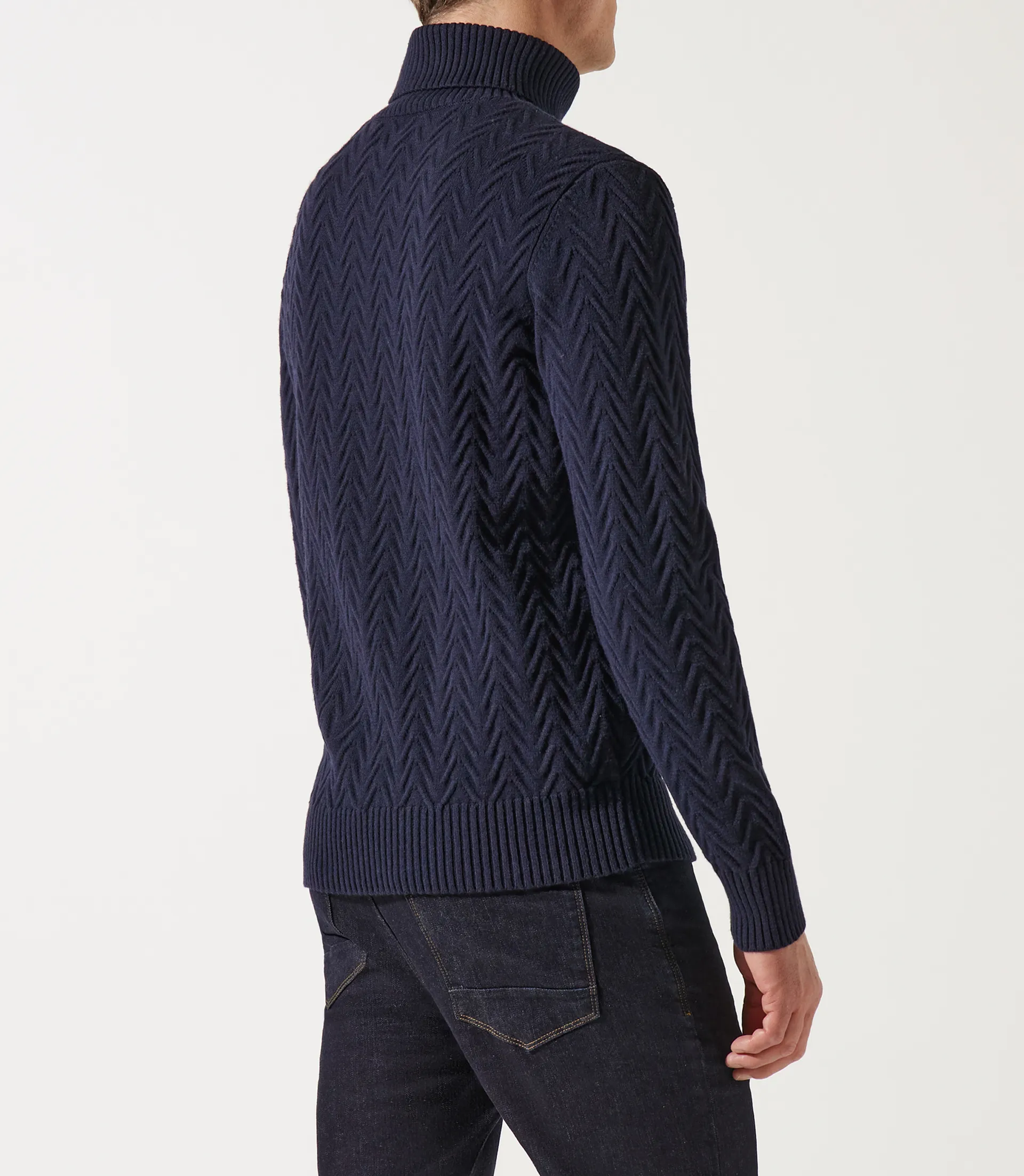 Pull col roulé torsade marine