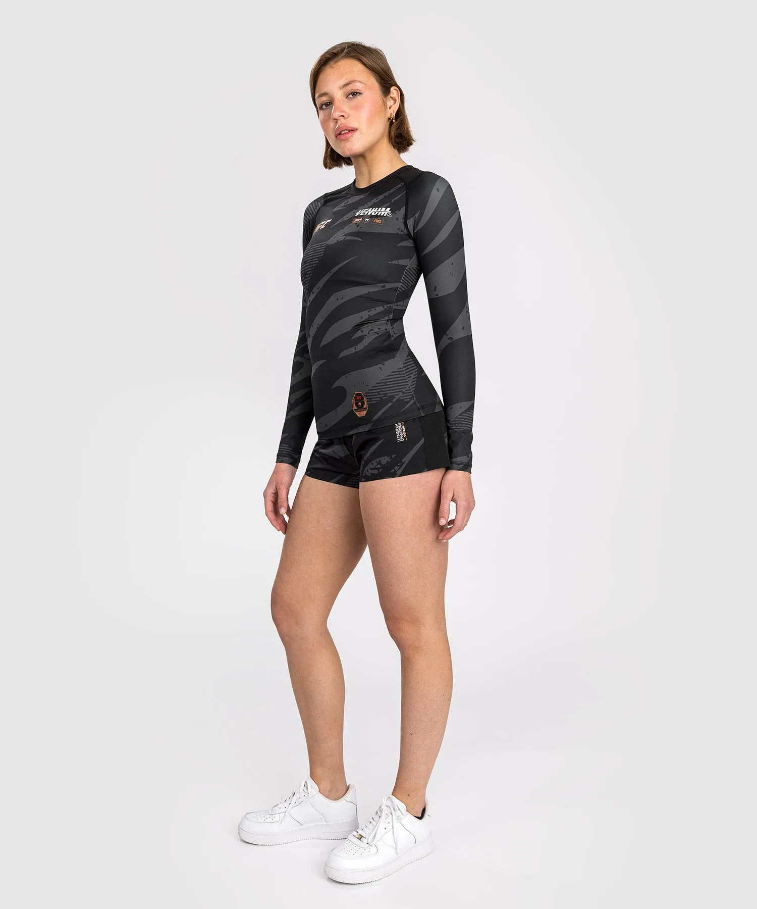 Rashguard À Manches Longues pour Femmes UFC Adrenaline by Venum Fight Week - Urban Camo