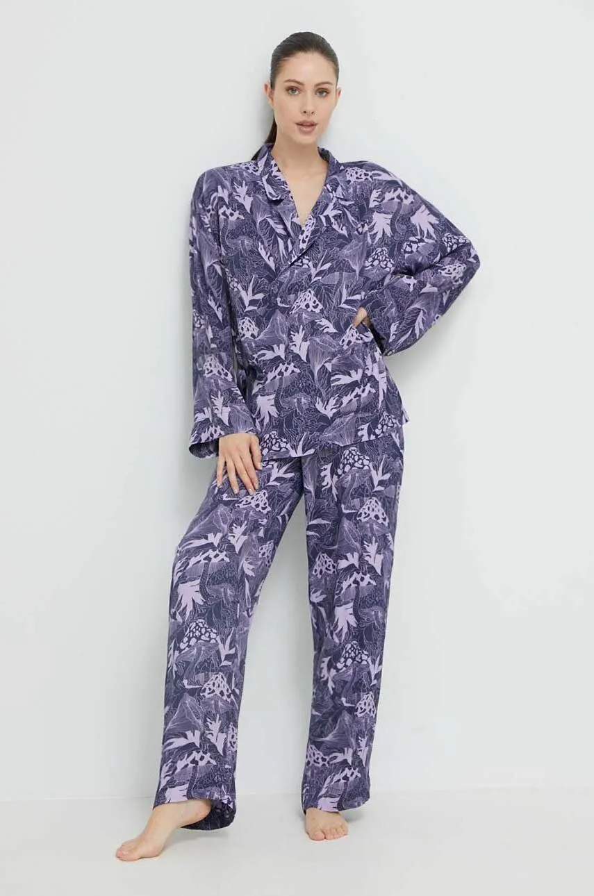 Relaxed-fit Pyjamas in a Kimono Style