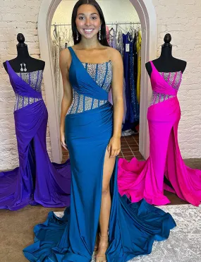 Robe de soirée asymétrique sirène bleu royal avec fente